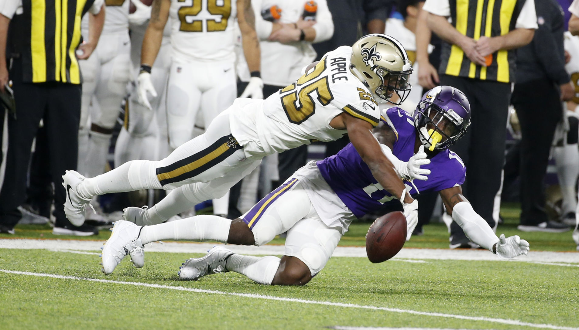 Saints Vikings Football